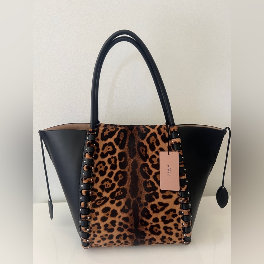 ❌SOLD❌ New $5,250 ALAIA Le Hinge Leopard-Print Calf Hair Tote Bag Handbag - Picture 12 of 16